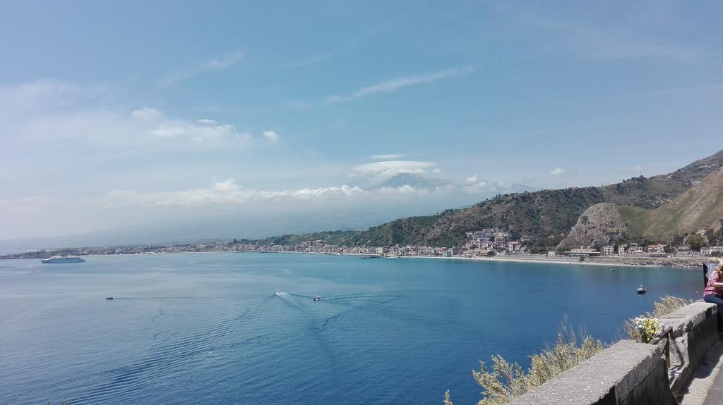 Magda Dom Apartment Taormina Luaran gambar